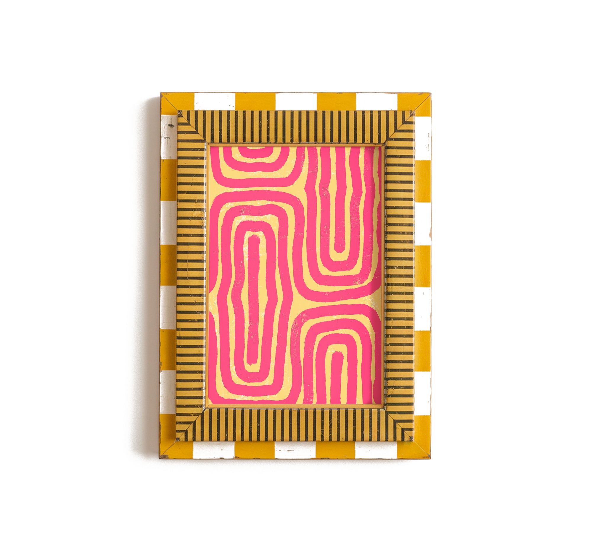 Wavy Pattern Print